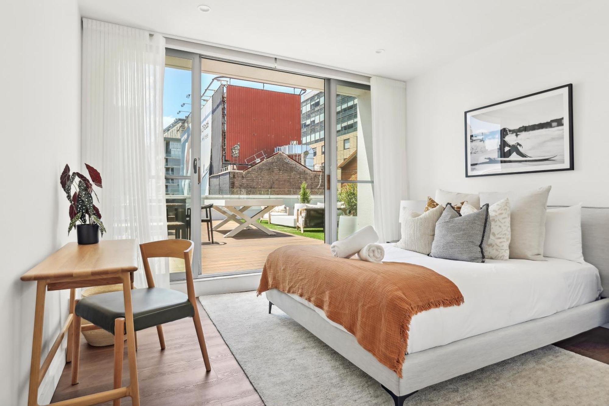 Chippendale Oasis - 3 Bed Penthouse With Terrace